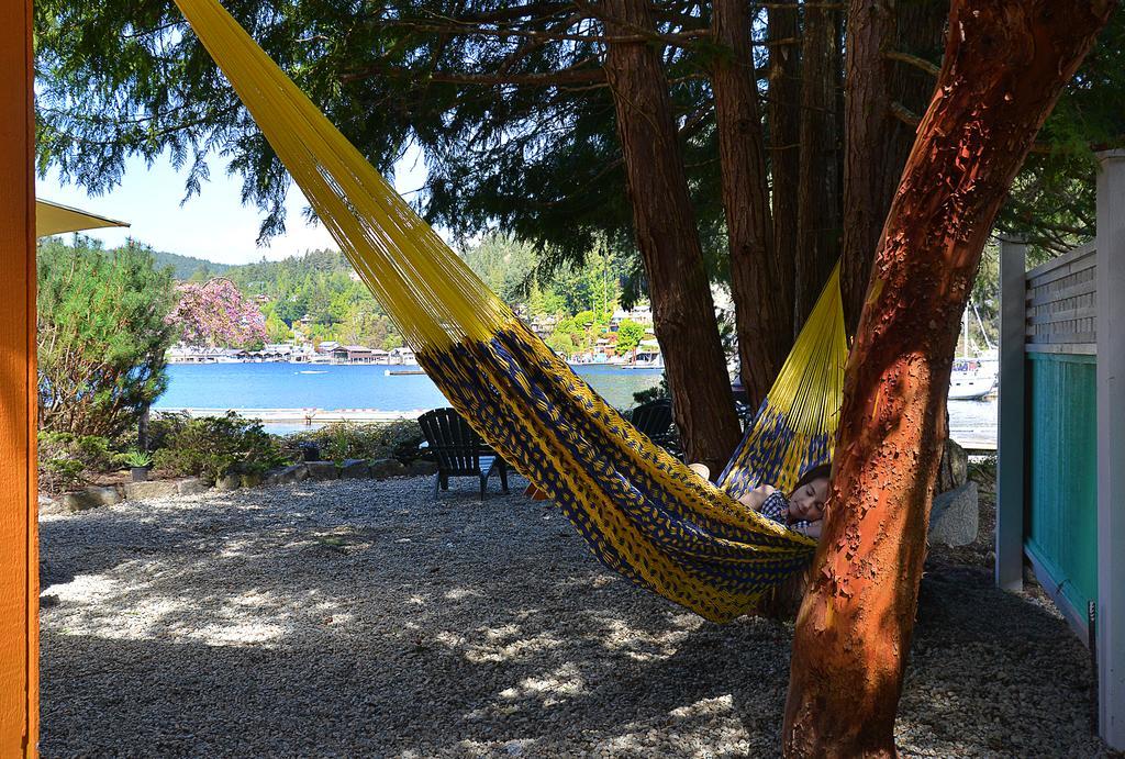 John Henry'S Marina And Resort Garden Bay Екстериор снимка